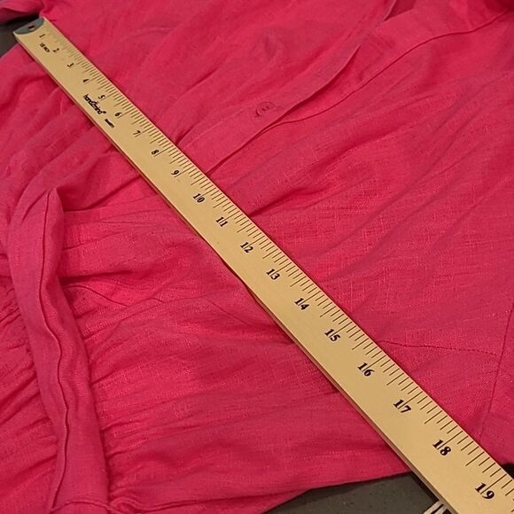 LUMIERE sz S/S Romper w/crossover tie, fuchsia, pockets - Picture 6 of 12